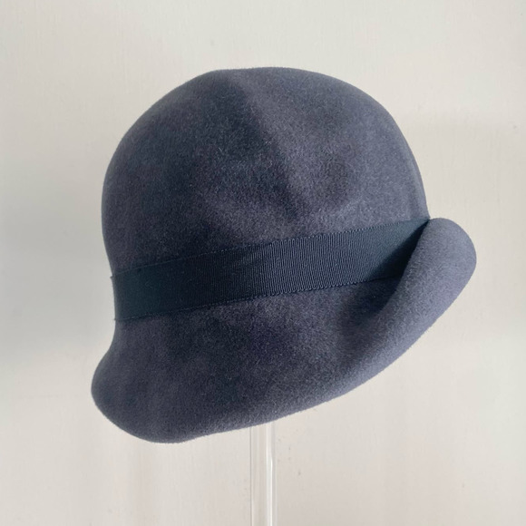 Victor Osborne Tri Ridge Cloche Hat Sz Medium Gray Velour Felt Grosgrain Ribbon - Picture 5 of 6